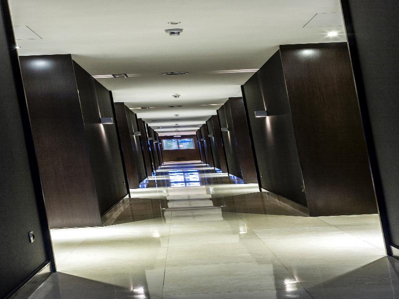 Hotel Zenit Pamplona Cordovilla Exterior photo