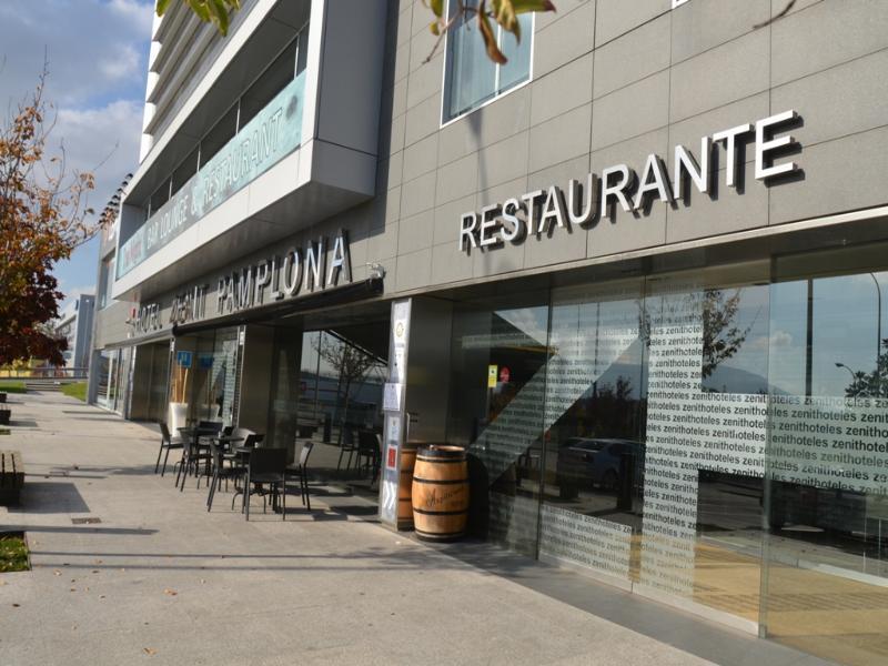 Hotel Zenit Pamplona Cordovilla Exterior photo