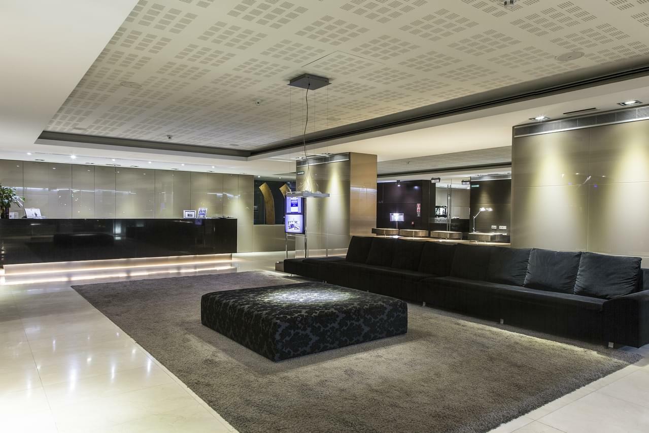 Hotel Zenit Pamplona Cordovilla Exterior photo